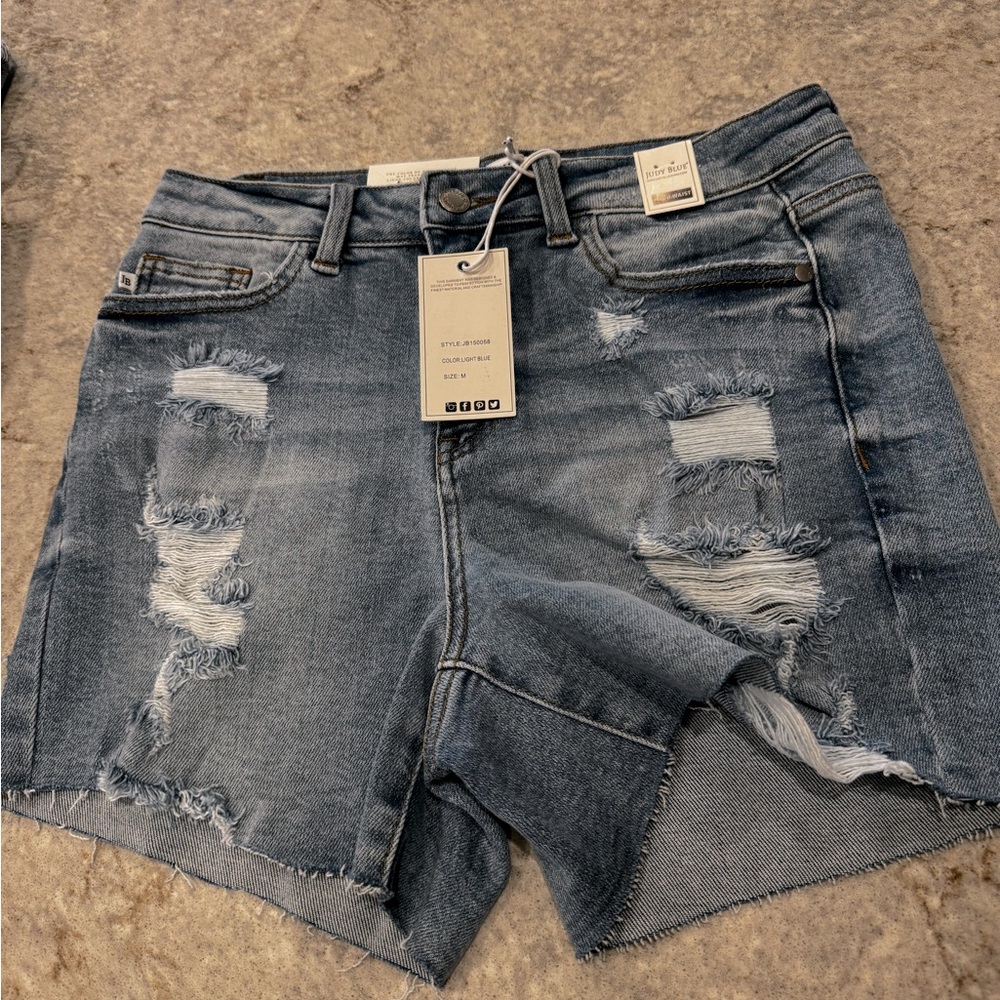 NWT Judy Blue -size medium